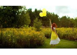 户外的女气球,在户外,红发,女性,女人,美女,人物59215